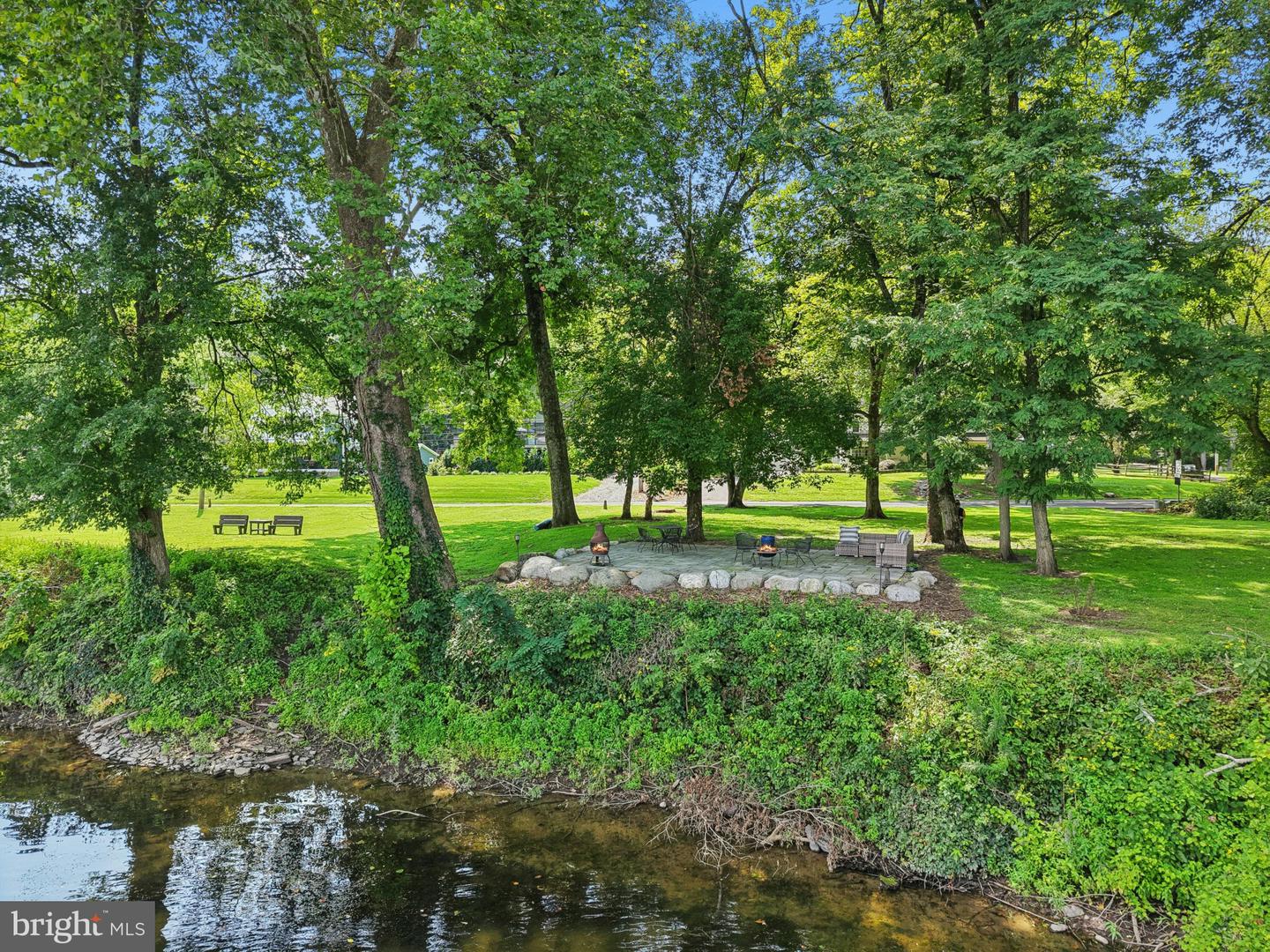 1442 River Rd Property Photo 31