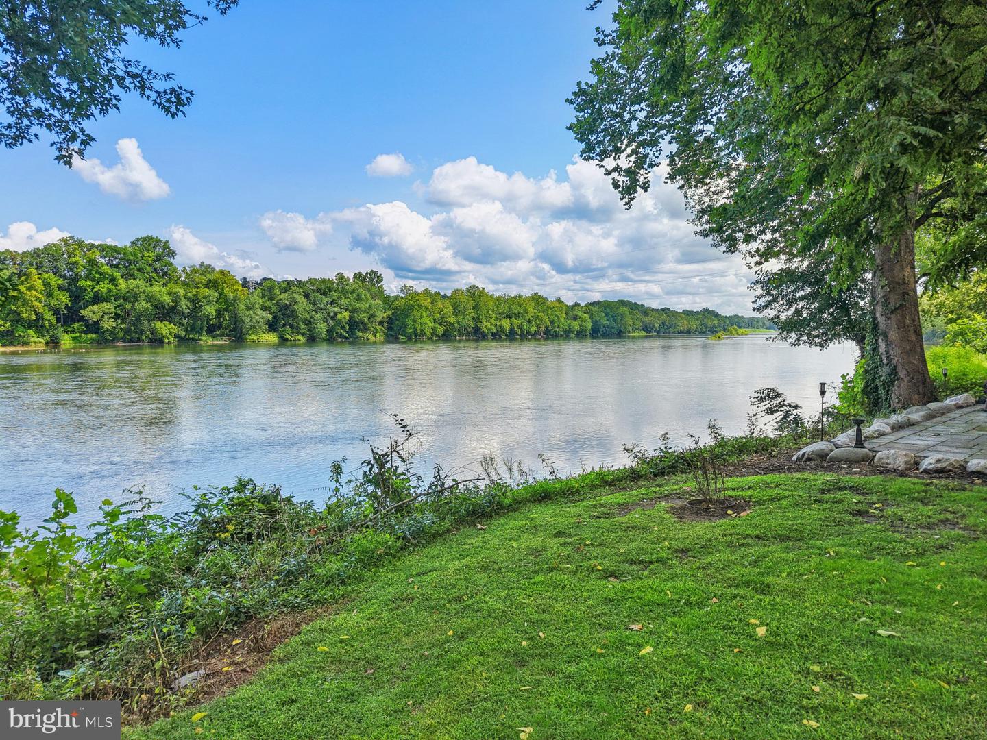 1442 River Rd Property Photo 35