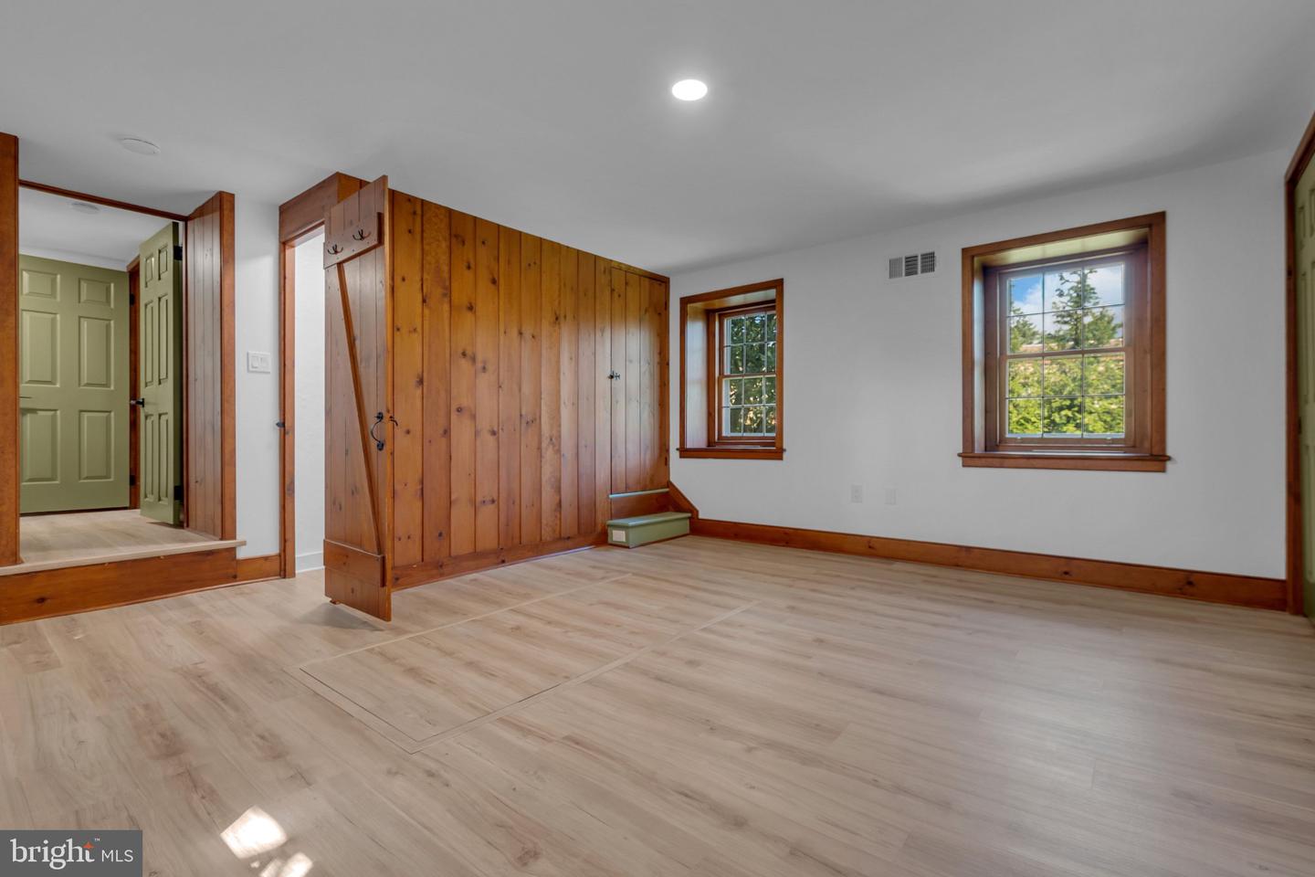 4 Leedom Pl Property Photo 18