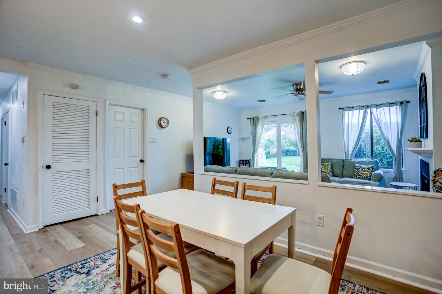 97 Palace Ct Property Photo 8