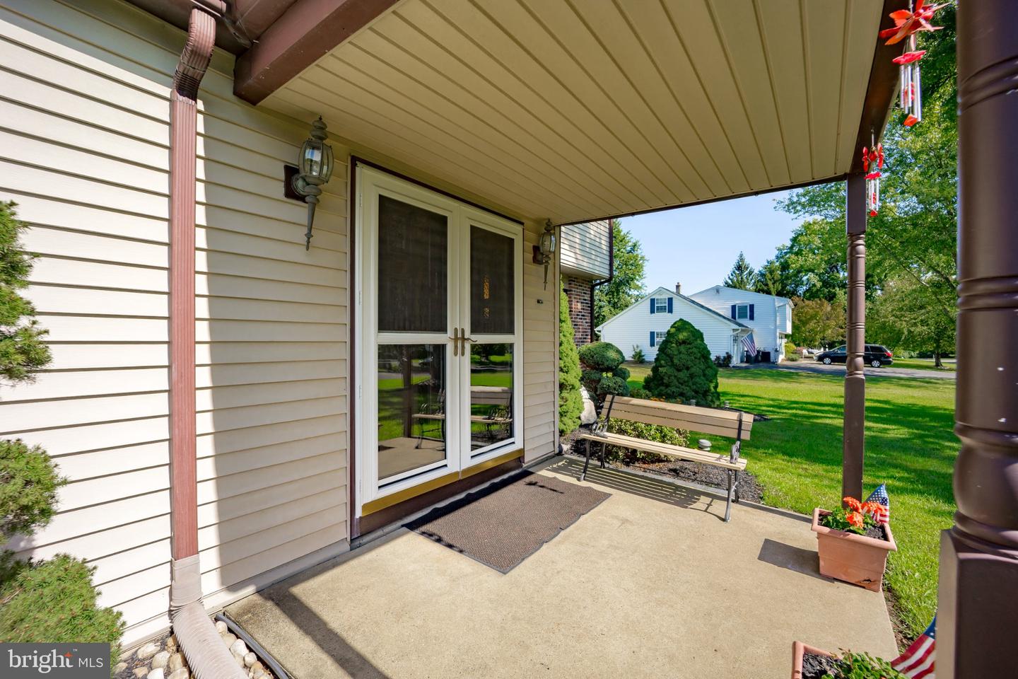 28 Harvest Rd Property Photo 5