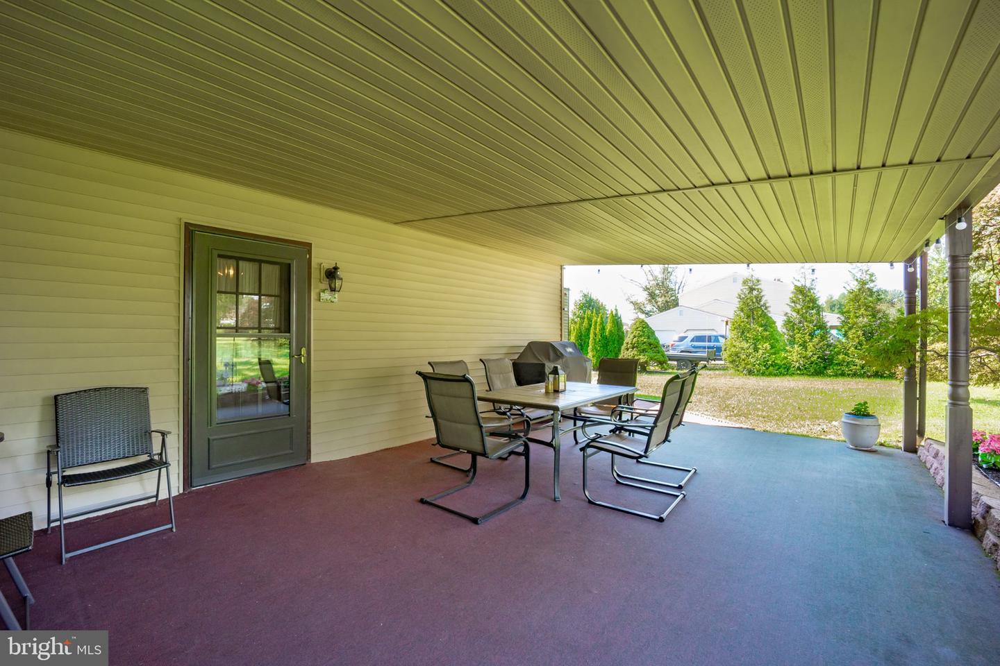 28 Harvest Rd Property Photo 32