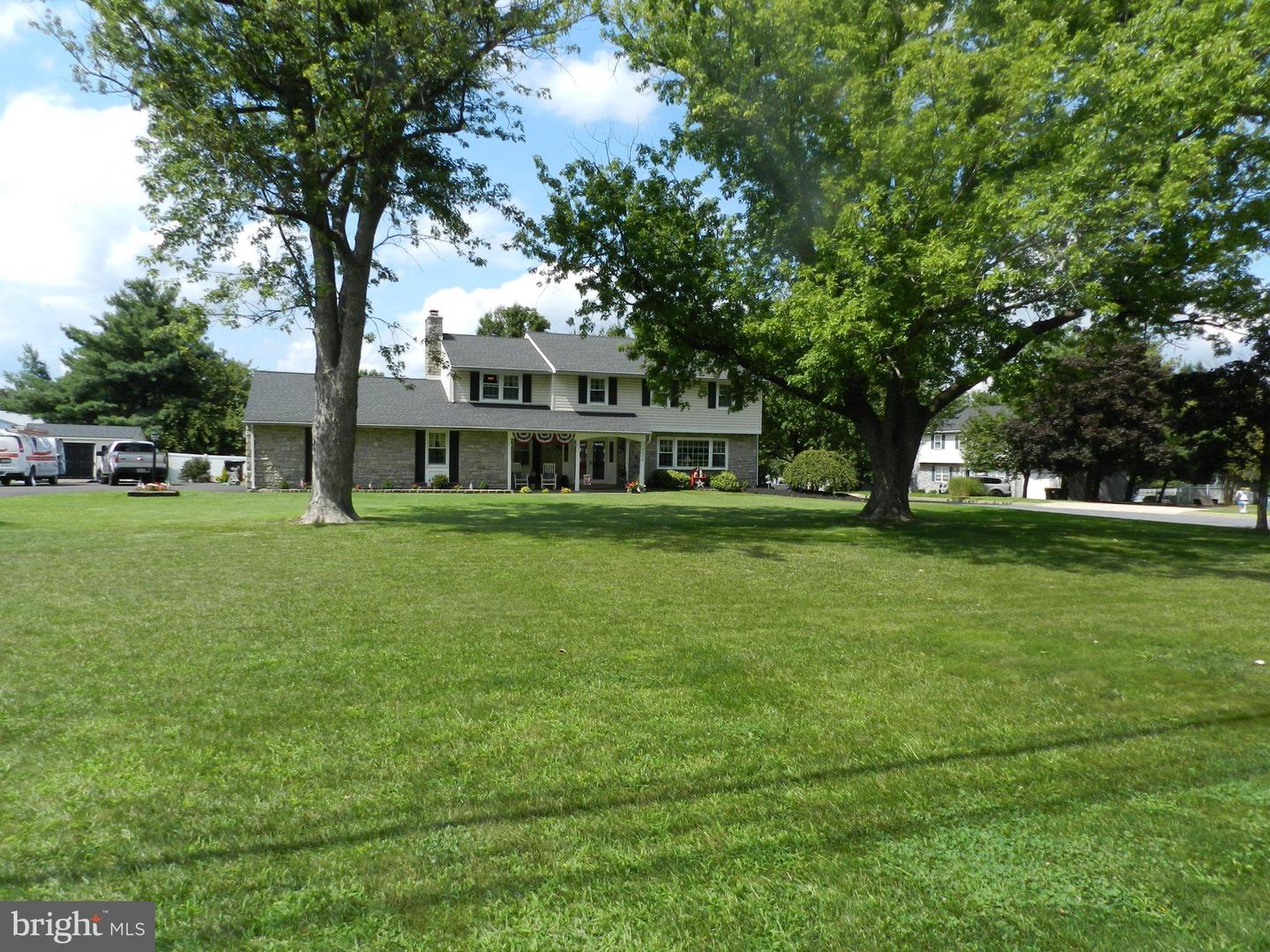 3020 State Rd Property Photo 3