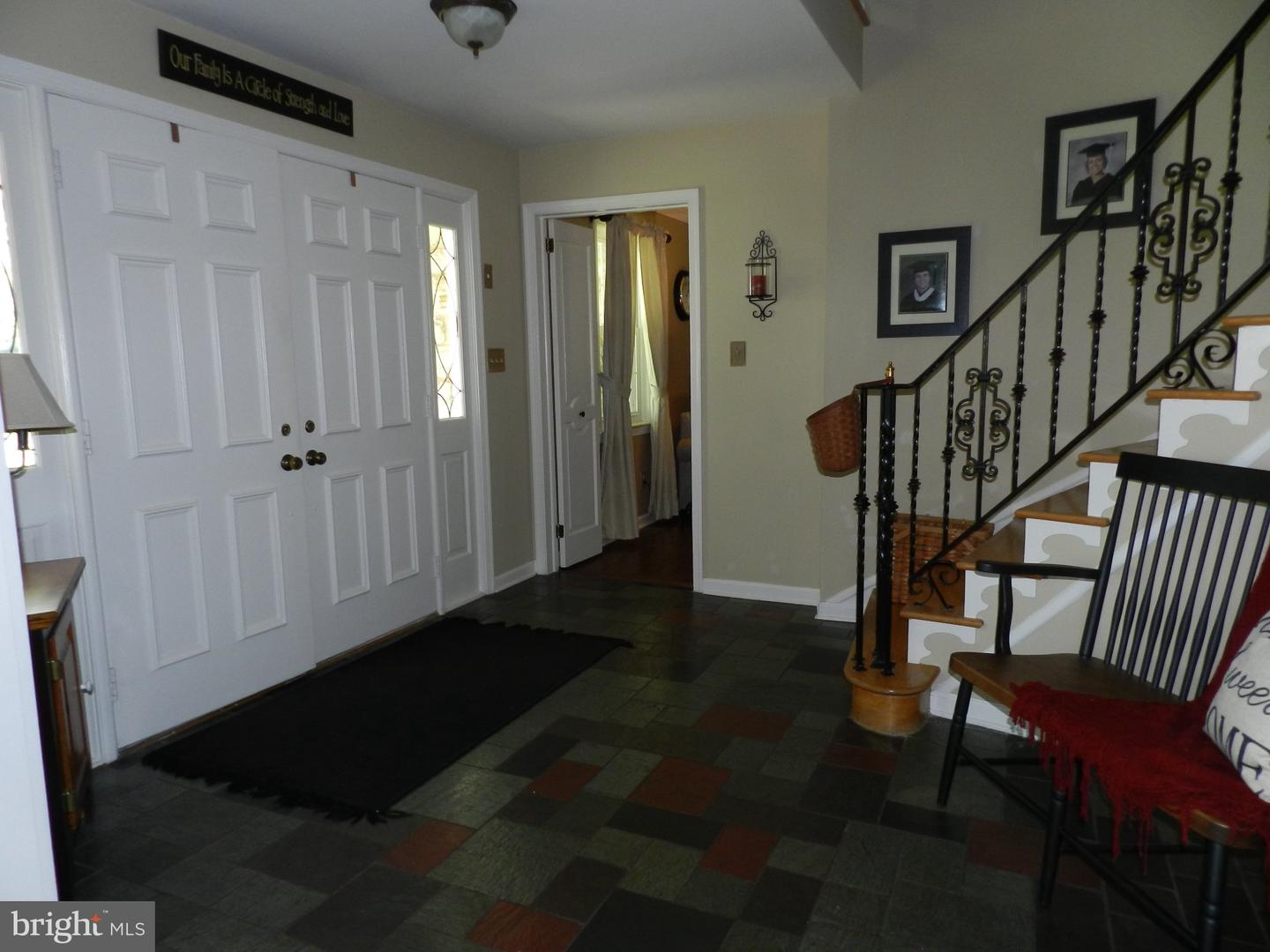3020 State Rd Property Photo 7