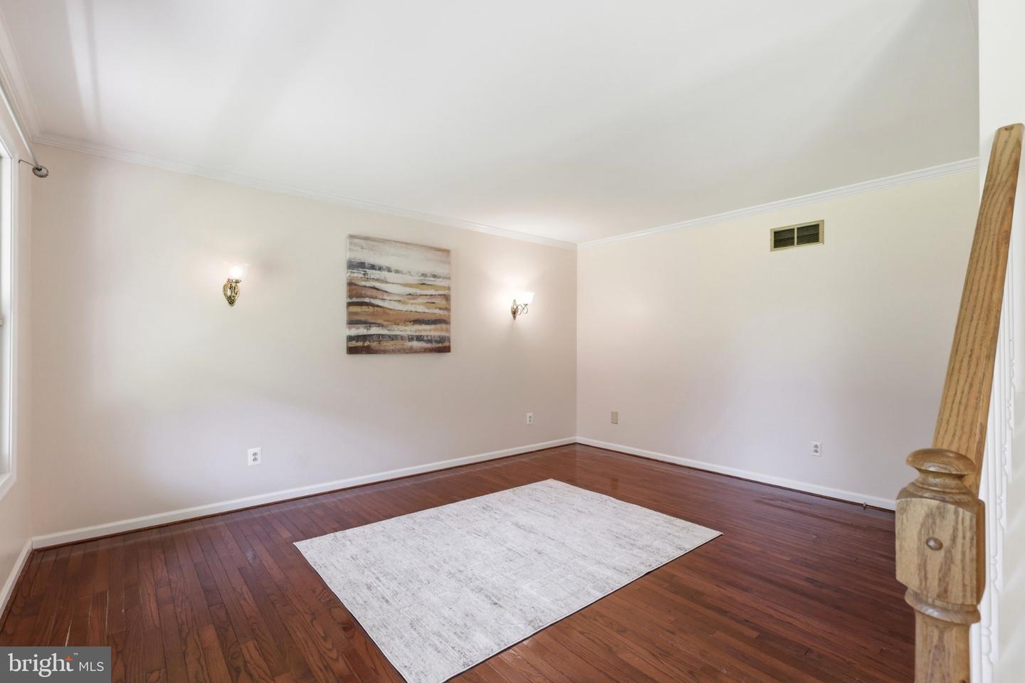 5921 Durham Rd Property Photo 4