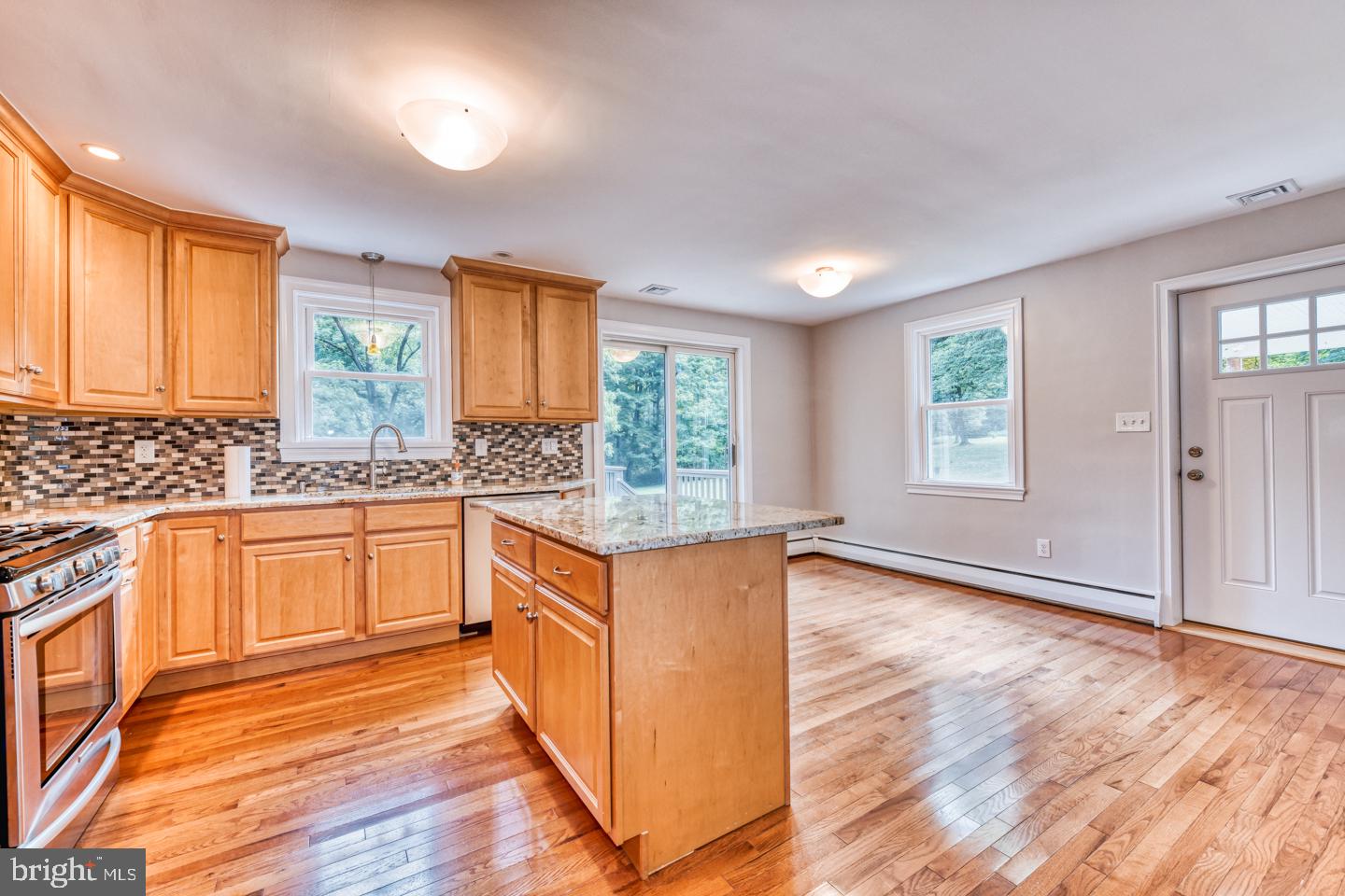 PABU2130604 Property Photo 4