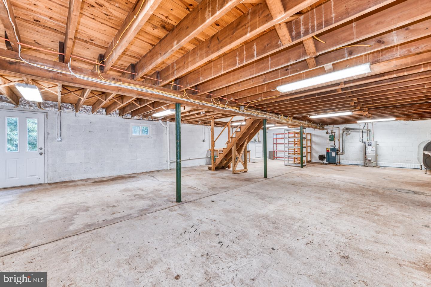 PABU2130604 Property Photo 20