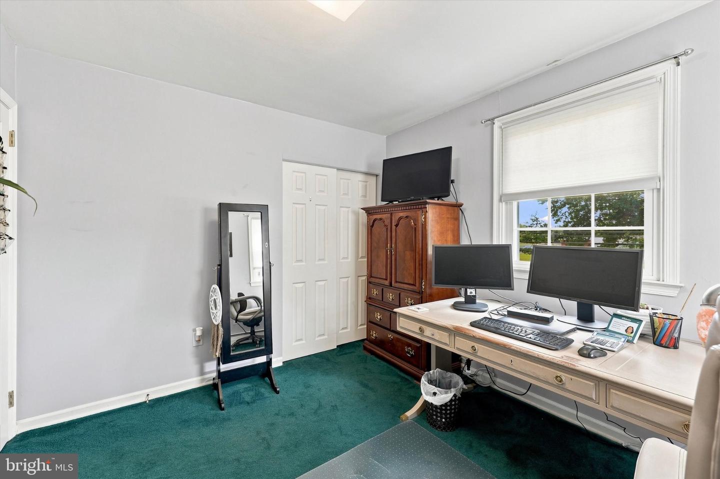 337 Middle Holland Property Photo 30