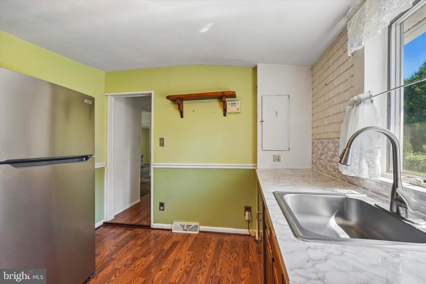 312 Elm St Property Photo 12