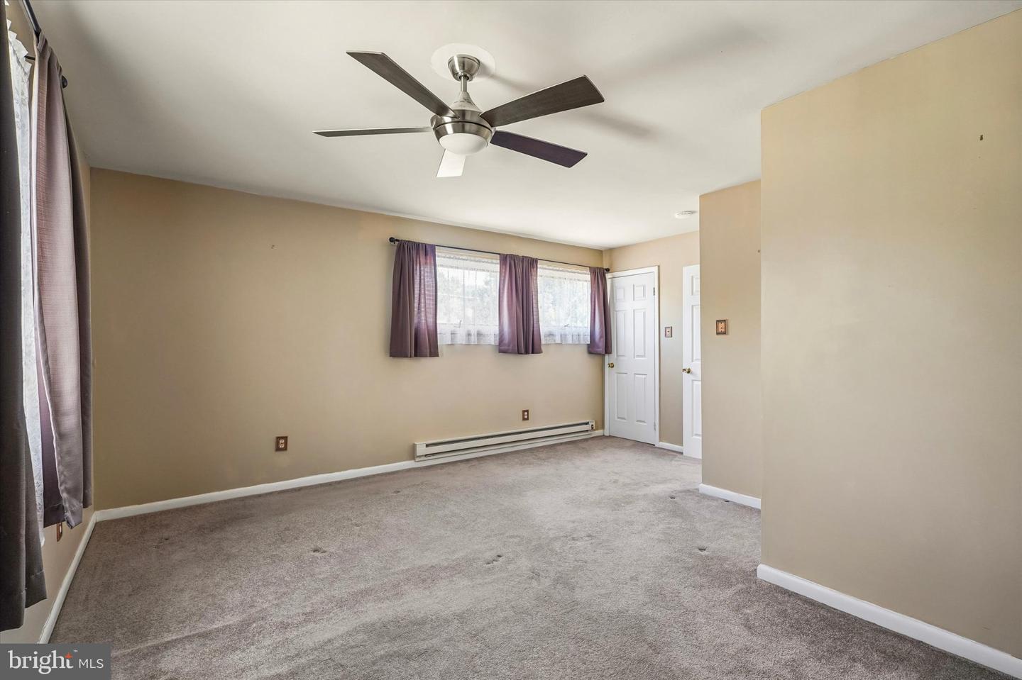 312 Elm St Property Photo 15