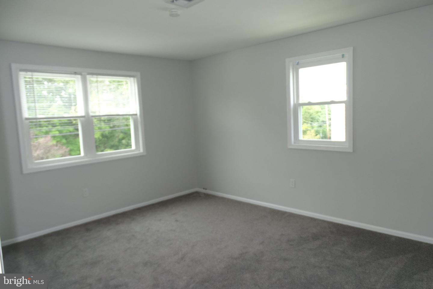 107 Hunter Way #207 Property Photo 3