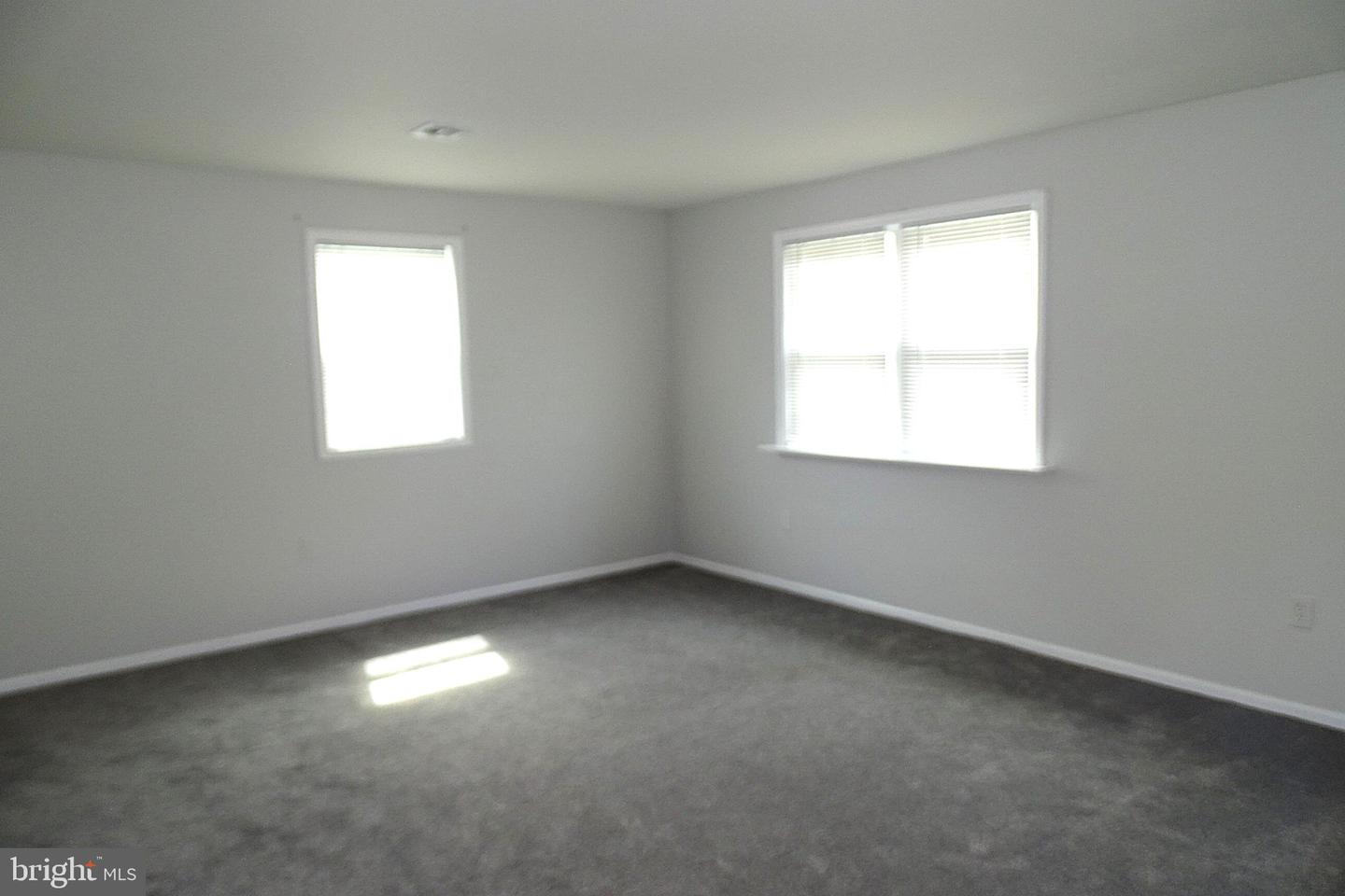 107 Hunter Way #207 Property Photo 5