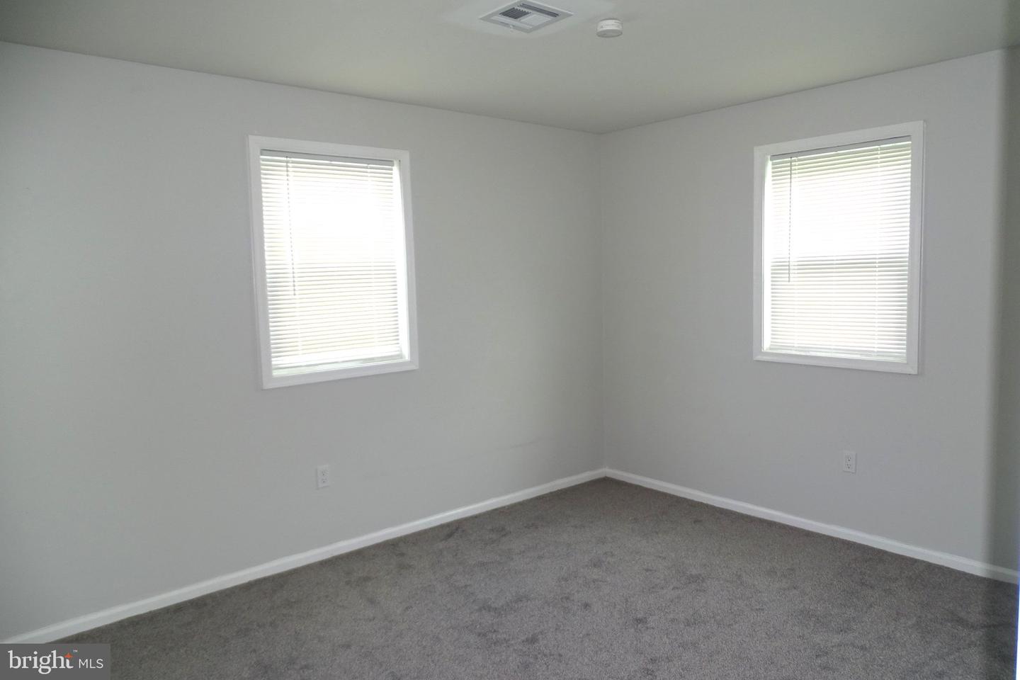 107 Hunter Way #207 Property Photo 6