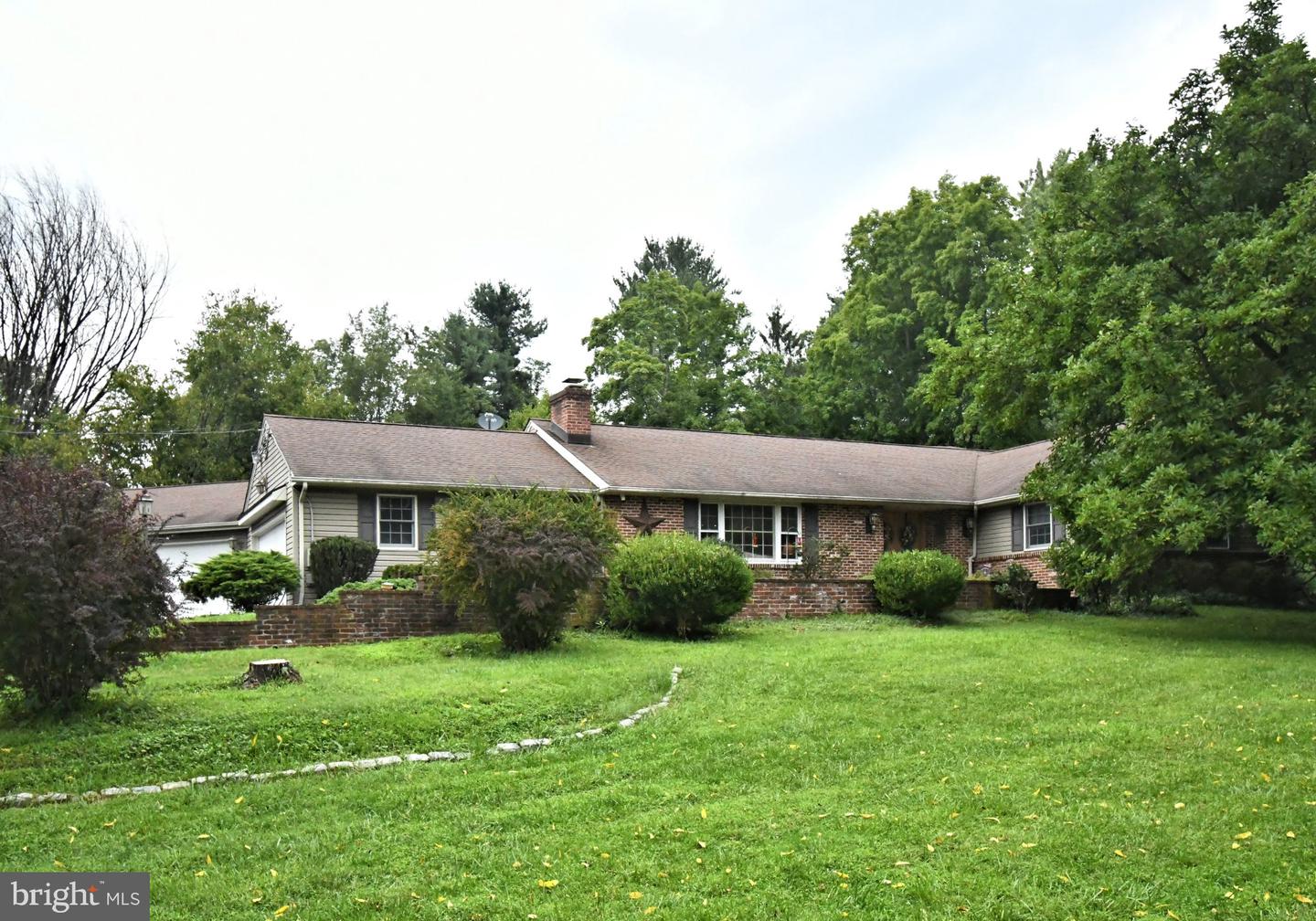 1333 Clearview Dr Property Photo 2