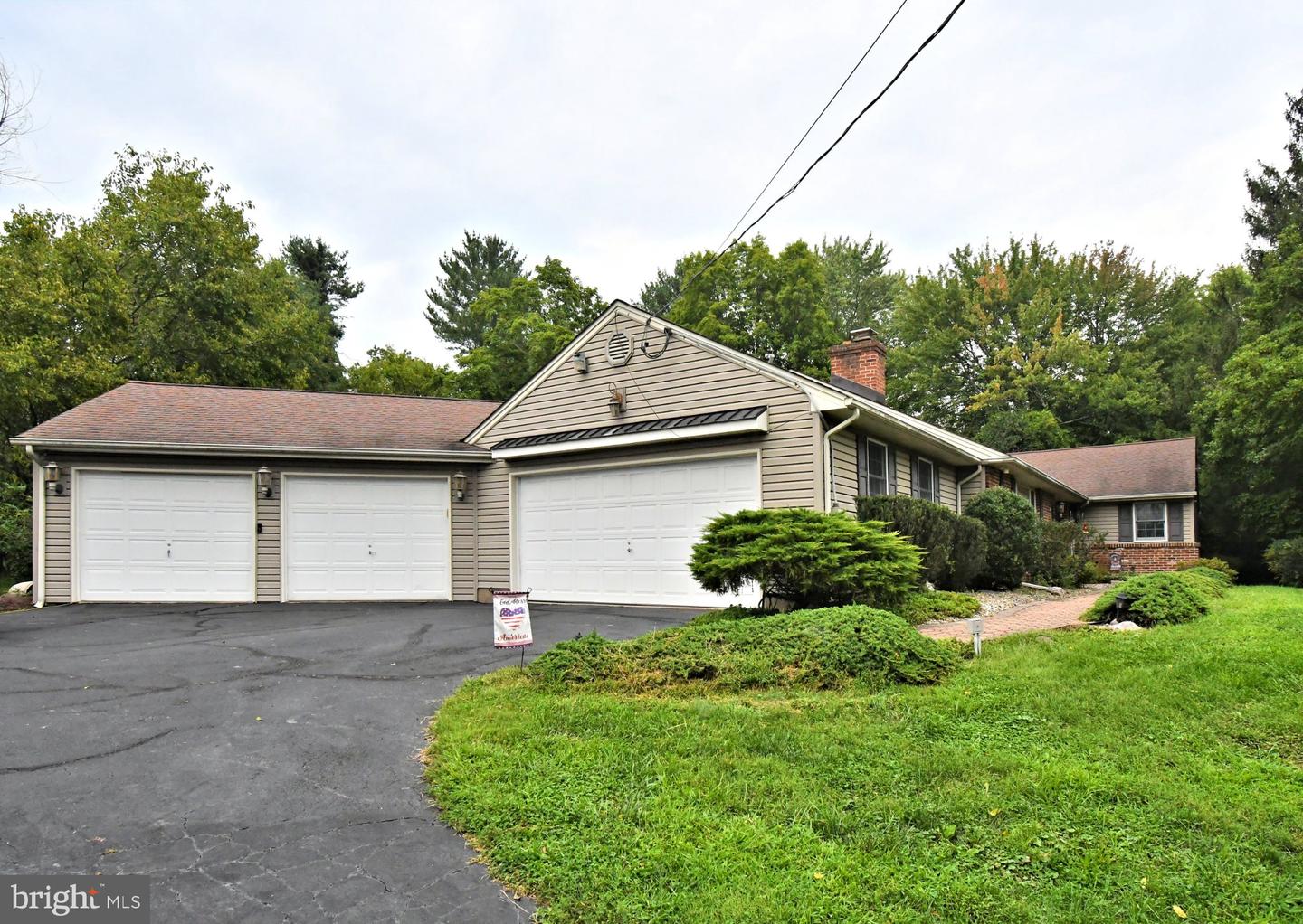 1333 Clearview Dr Property Photo 5