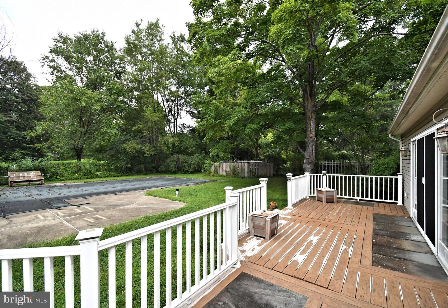 1333 Clearview Dr Property Photo 48