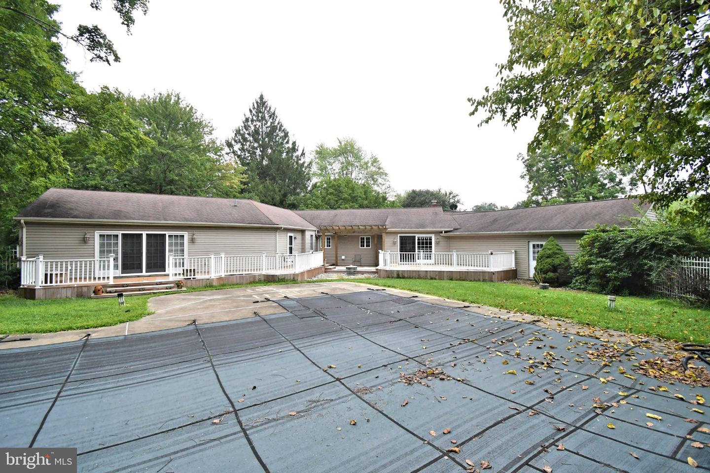 1333 Clearview Dr Property Photo 52