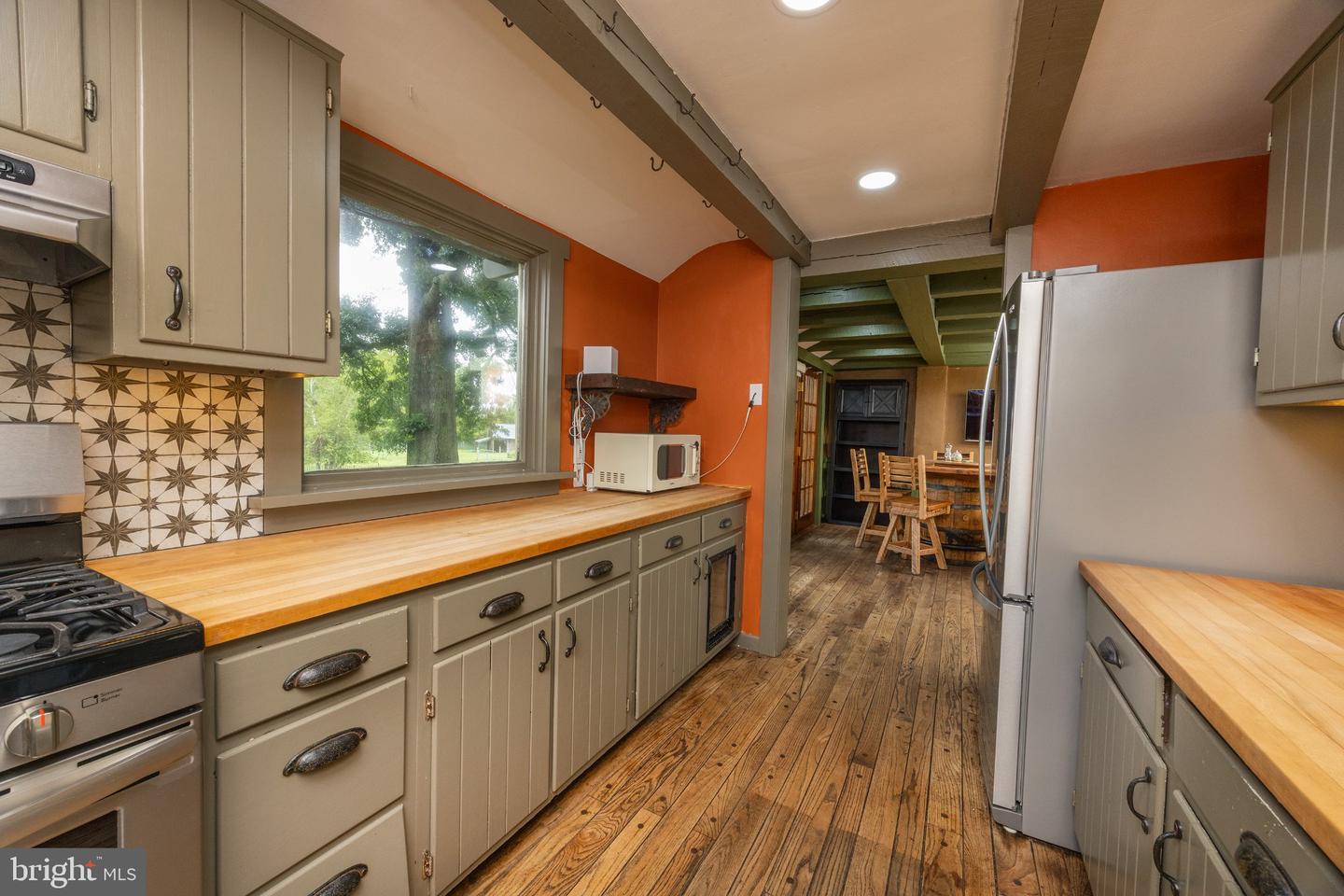 6080 Schlentz Hill Rd Property Photo 11