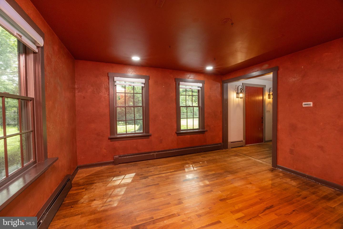 6080 Schlentz Hill Rd Property Photo 17