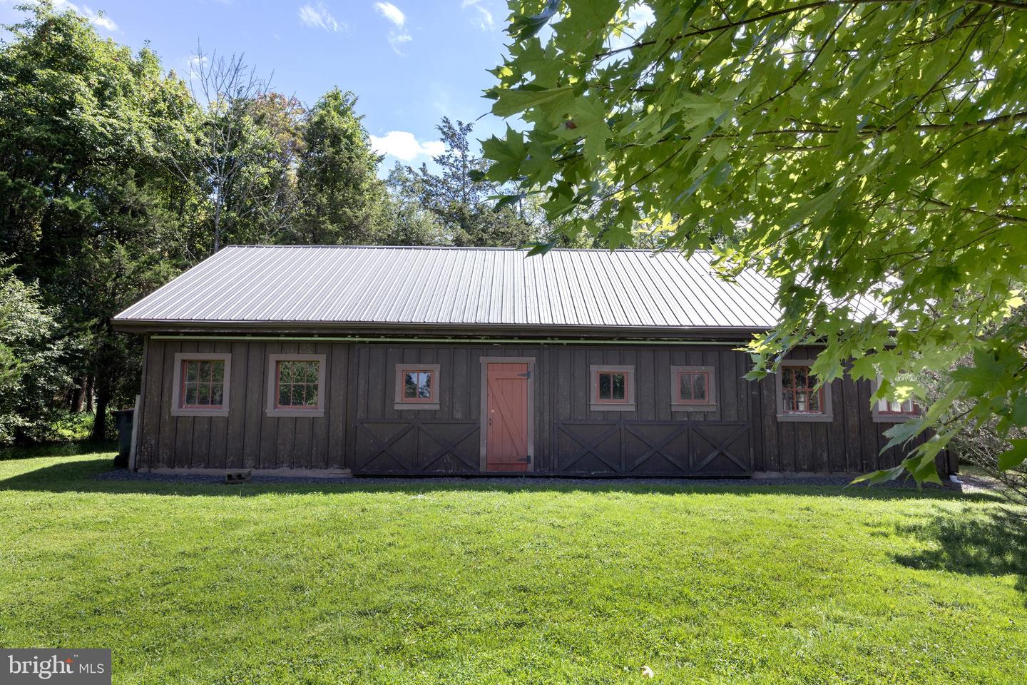 6080 Schlentz Hill Rd Property Photo 31