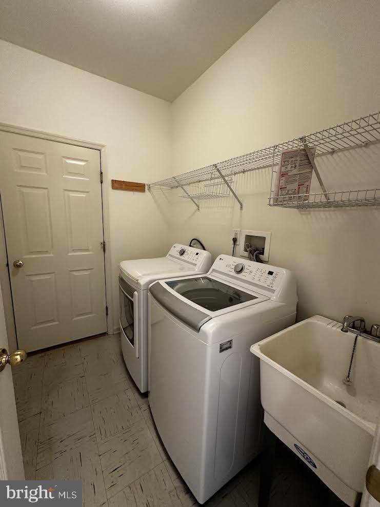 92 Dispatch Dr Property Photo 10