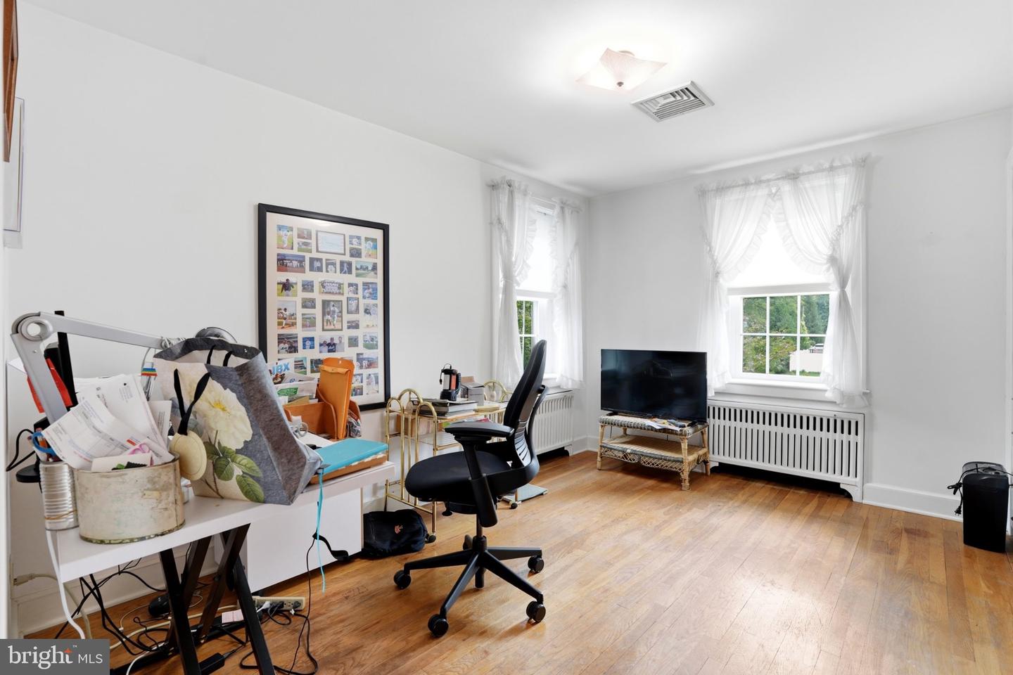 421 Park Ave Property Photo 42