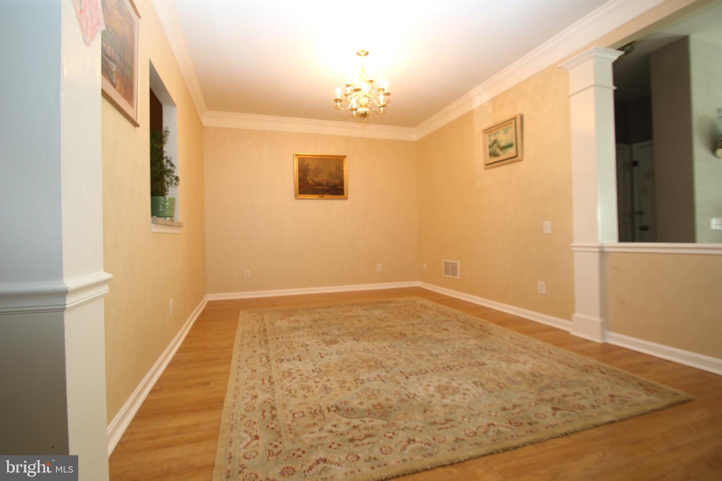 73 Williams Dr Property Photo 6