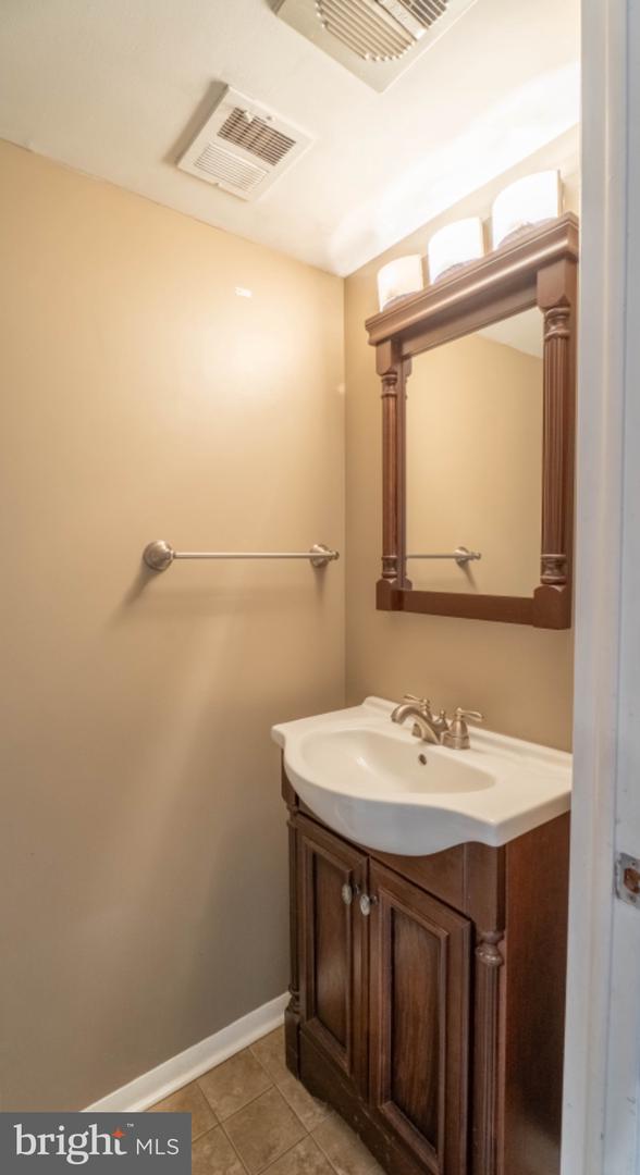 3338 Carroll Ct Property Photo 15