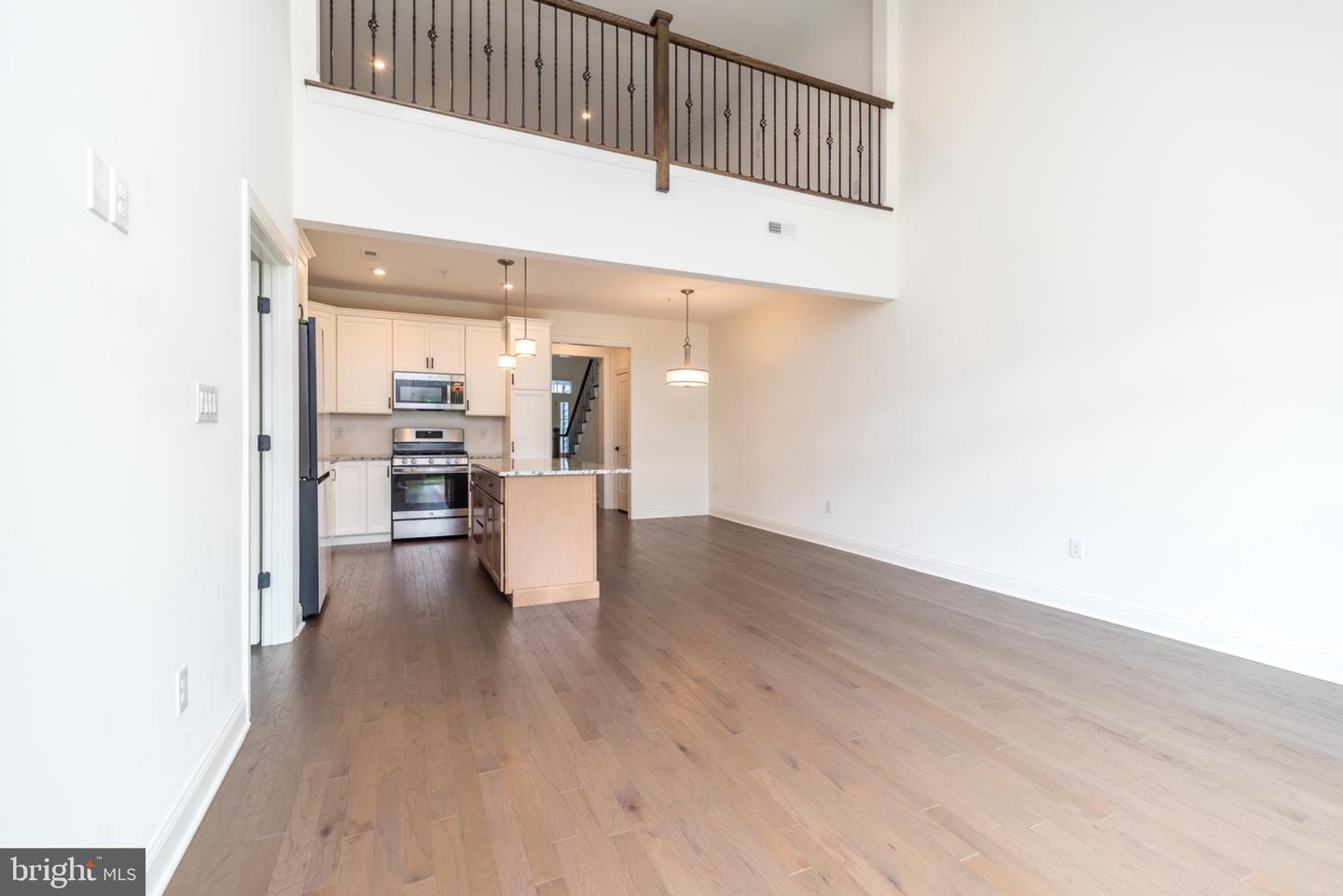 909 Holden Property Photo 17