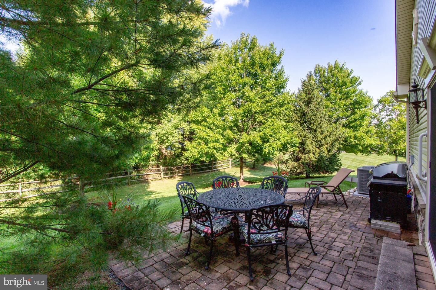 14 Five Ponds Cir Property Photo 41