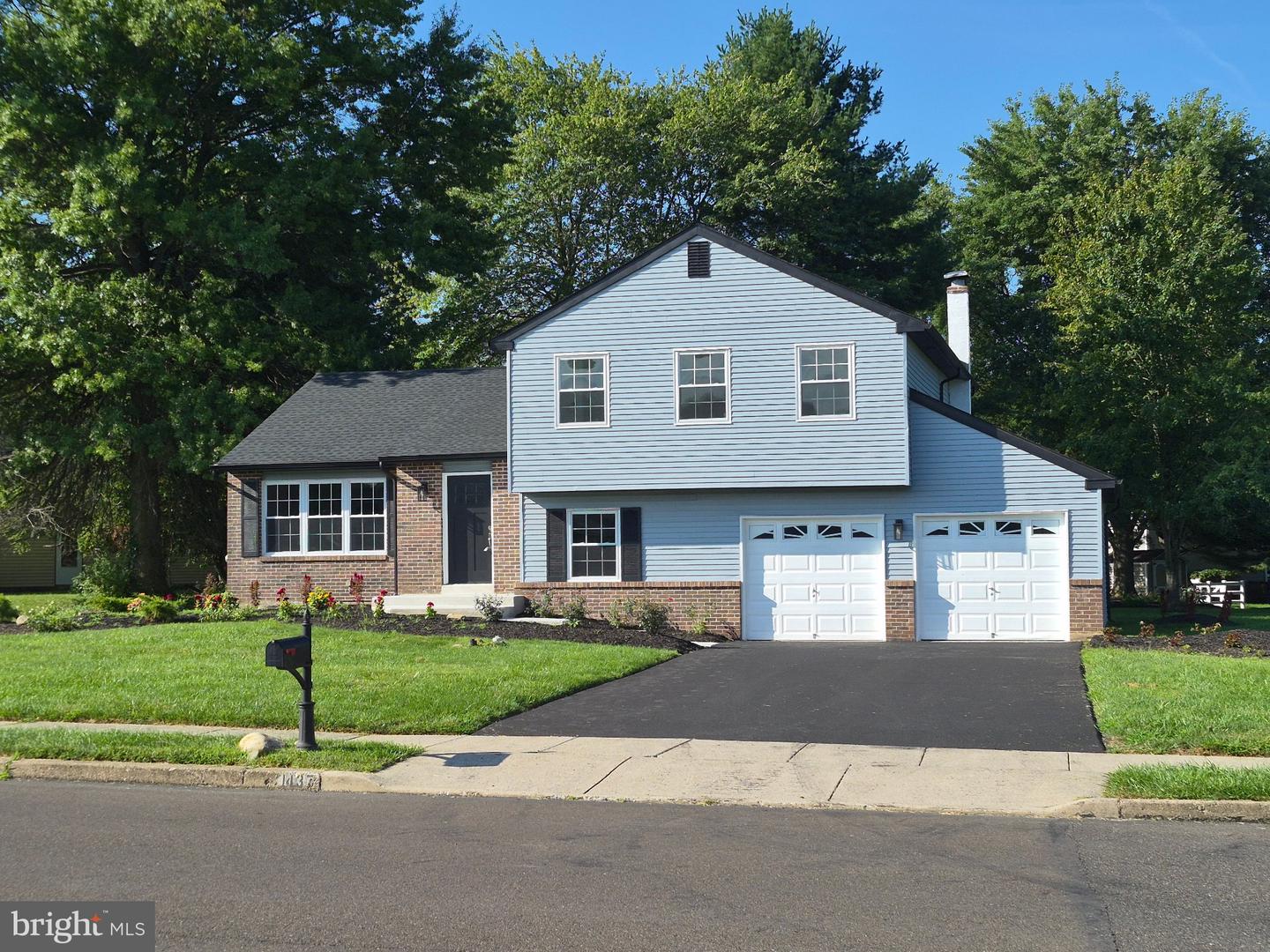 1437 Scarlet Oak Rd Property Photo 1