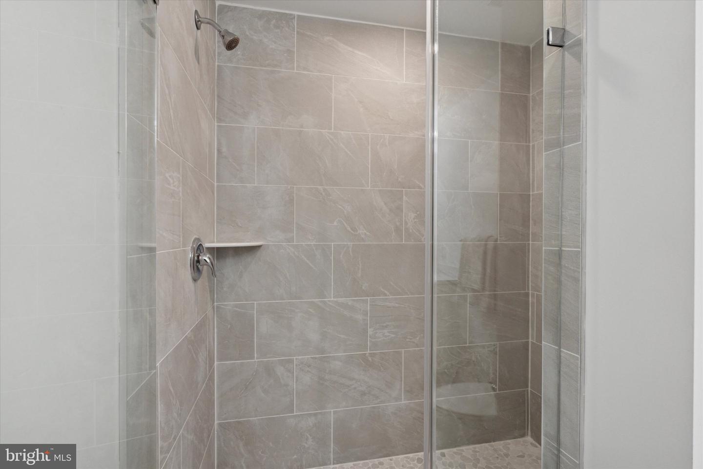 16334 River Ct Property Photo 5