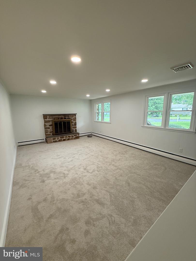 698 Beverly Rd Property Photo 10