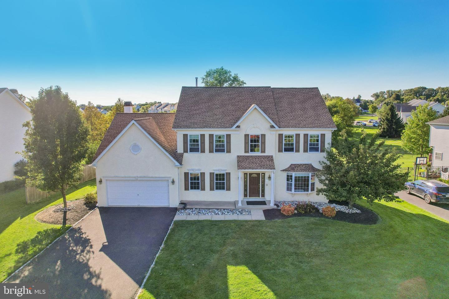 50 Kulp Rd E Property Photo 1