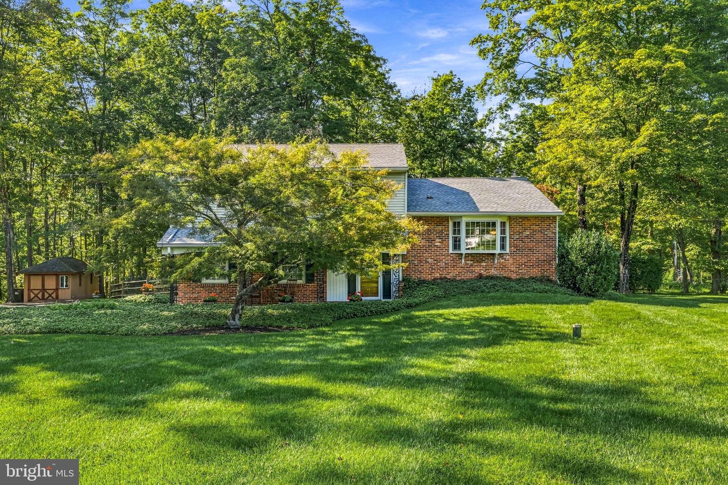 523 Saint Lawrence Way Property Photo 1