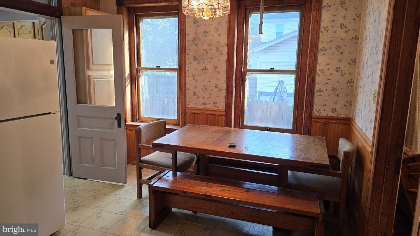 19 S 8th Property Photo 12