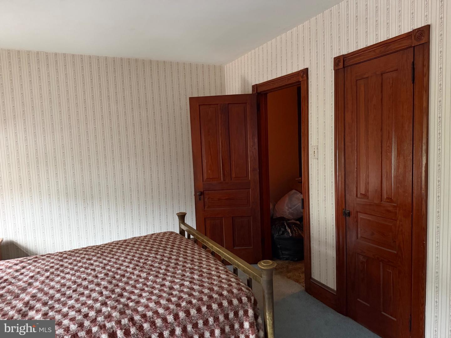 19 S 8th Property Photo 13