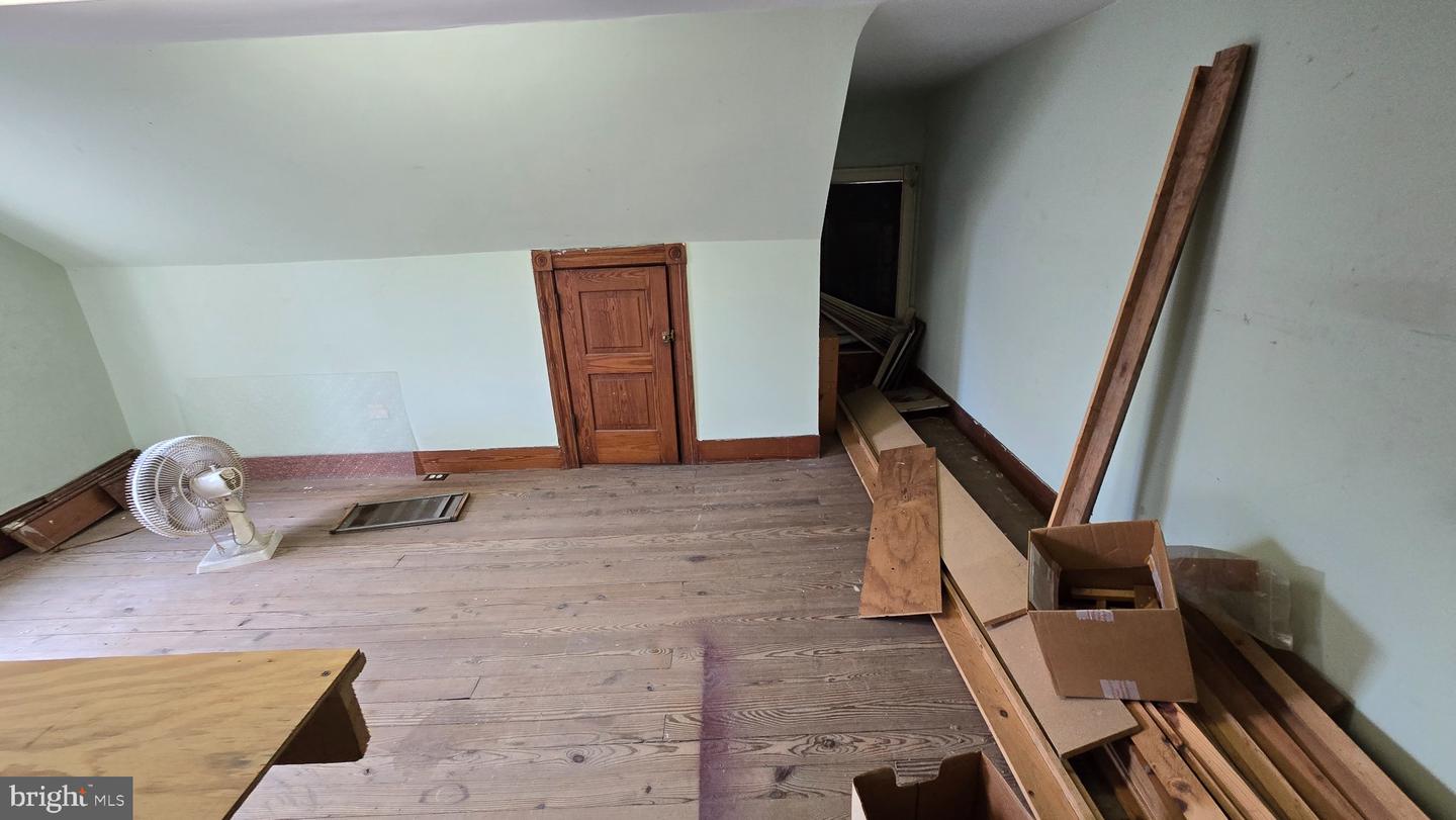 19 S 8th Property Photo 24
