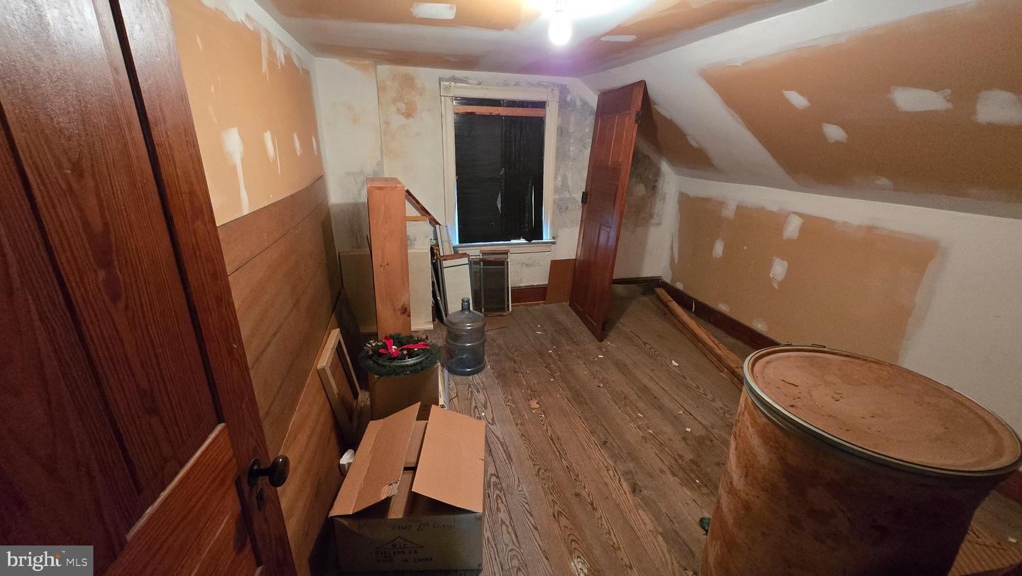 19 S 8th Property Photo 25