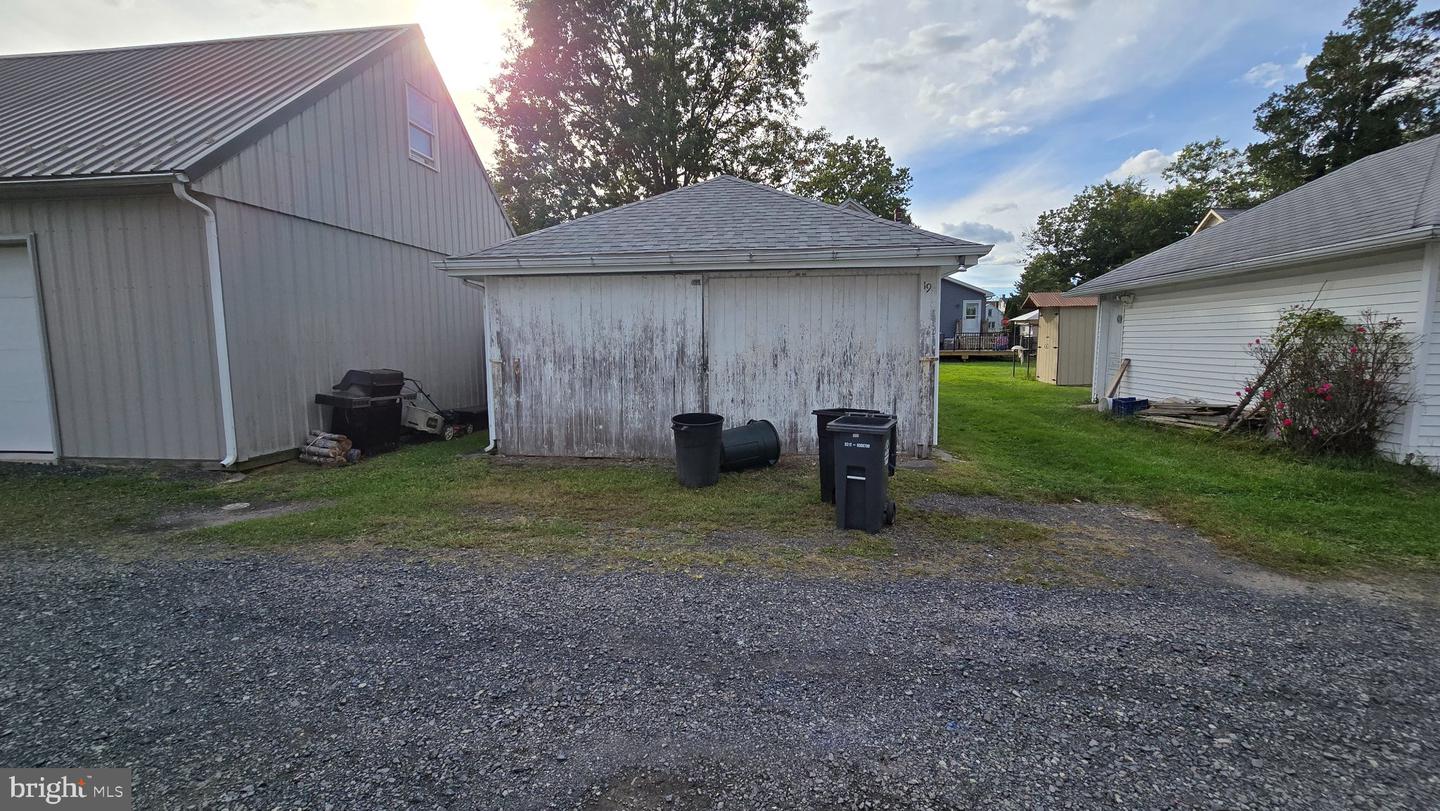 19 S 8th Property Photo 31