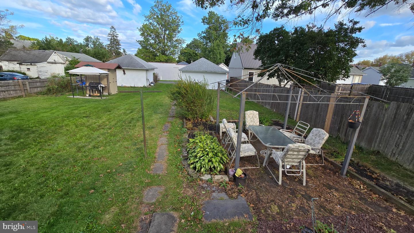 19 S 8th Property Photo 32
