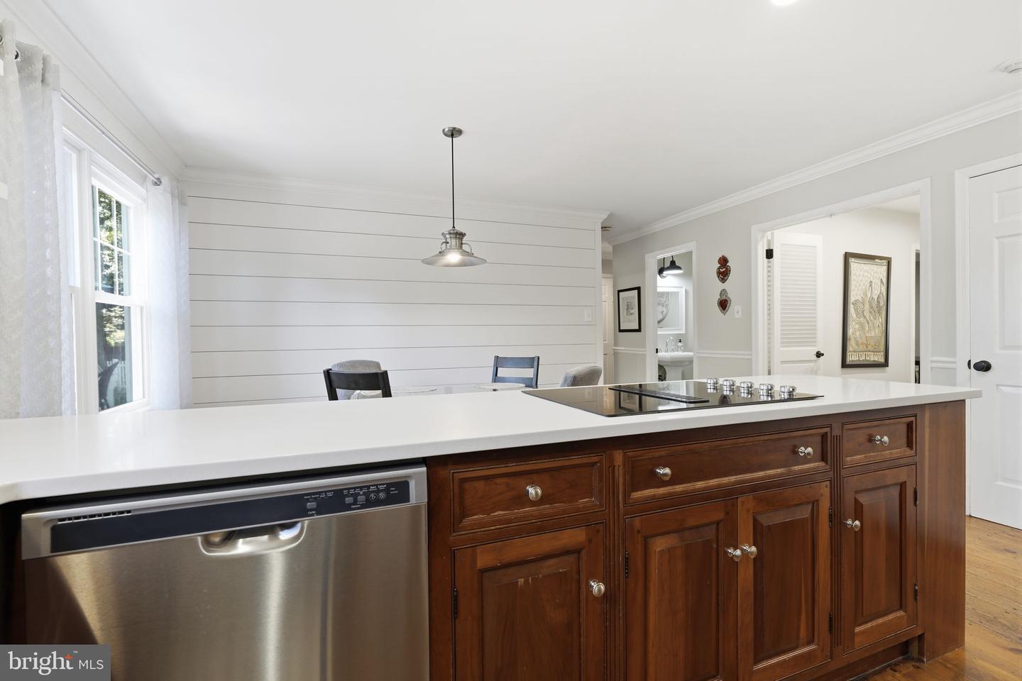 6 Moon Cir Property Photo 18