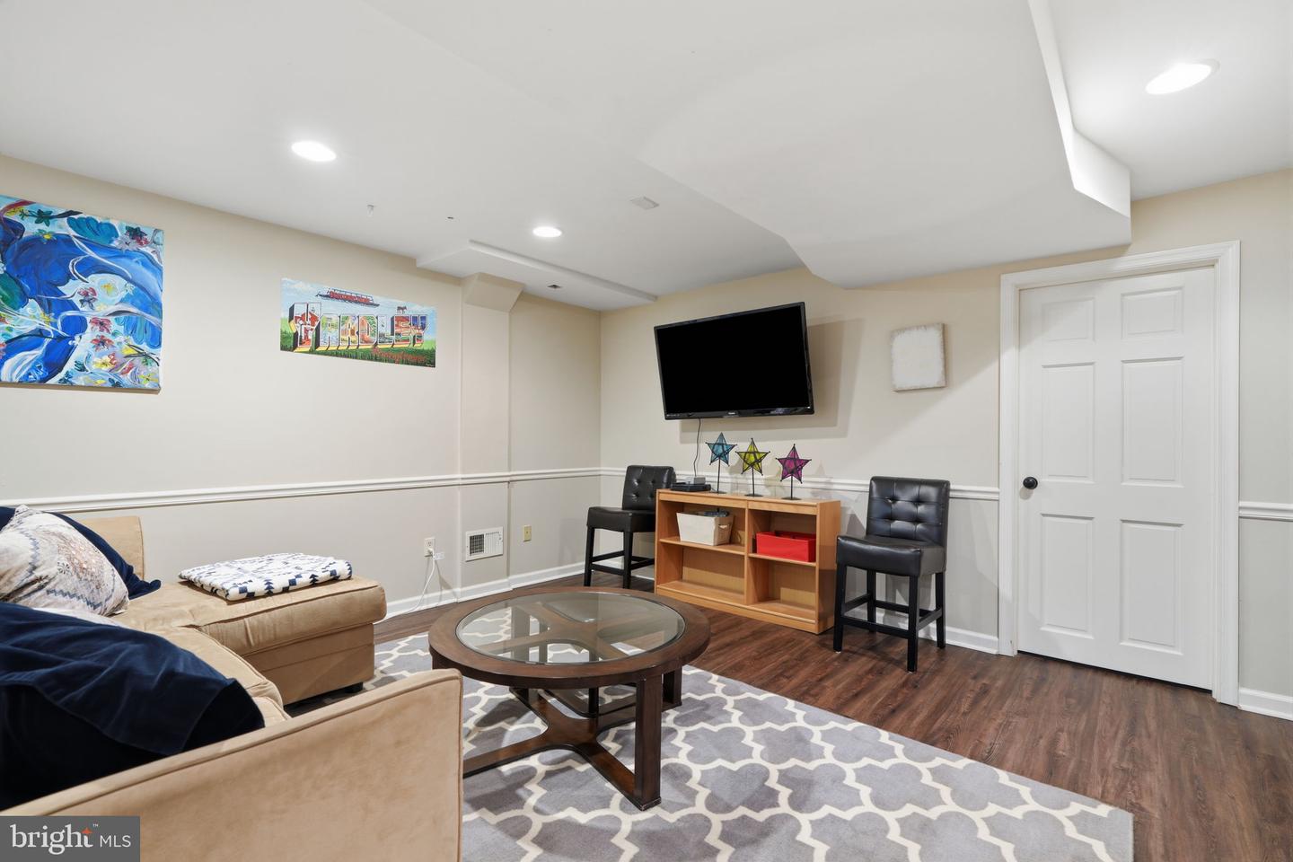 6 Moon Cir Property Photo 35