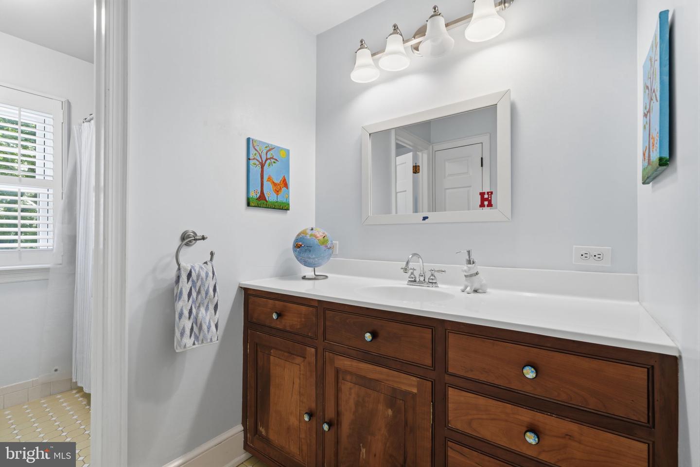 6 Moon Cir Property Photo 44