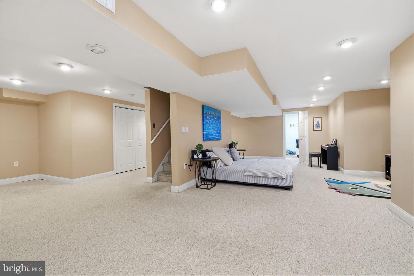 1208 Candlewick Ct Property Photo 12