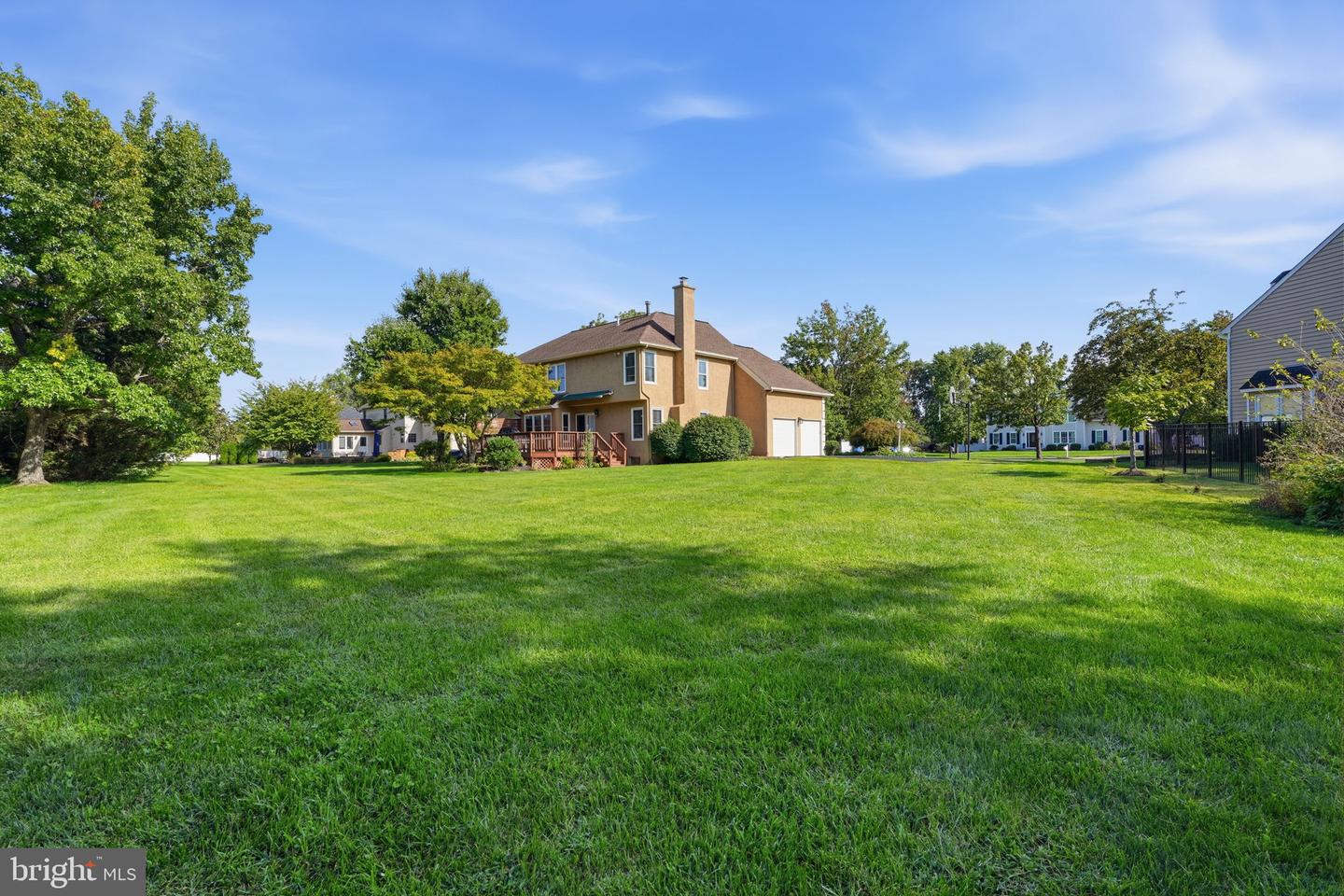 1208 Candlewick Ct Property Photo 23