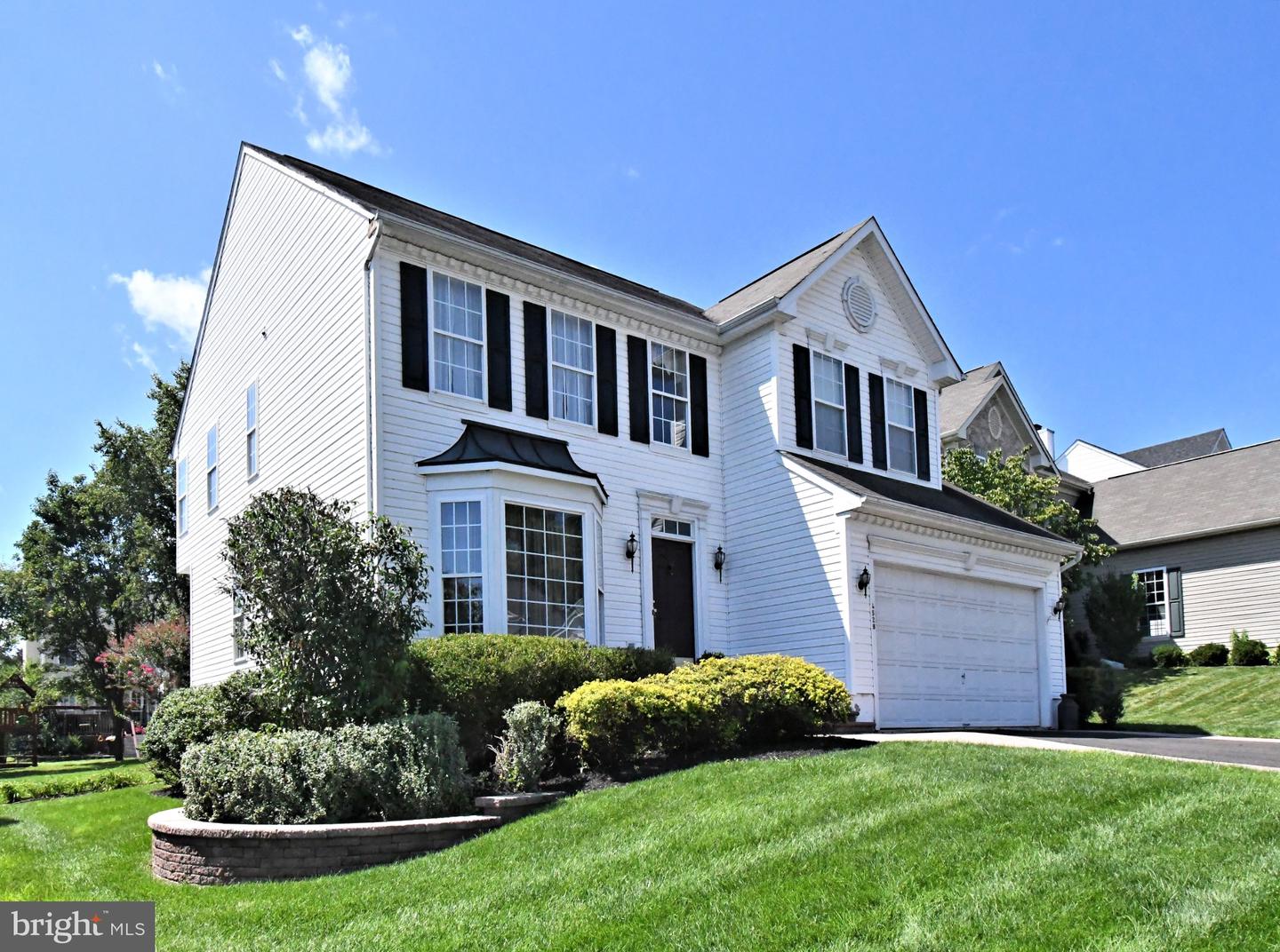 4528 Deep Glen Way Property Photo 2
