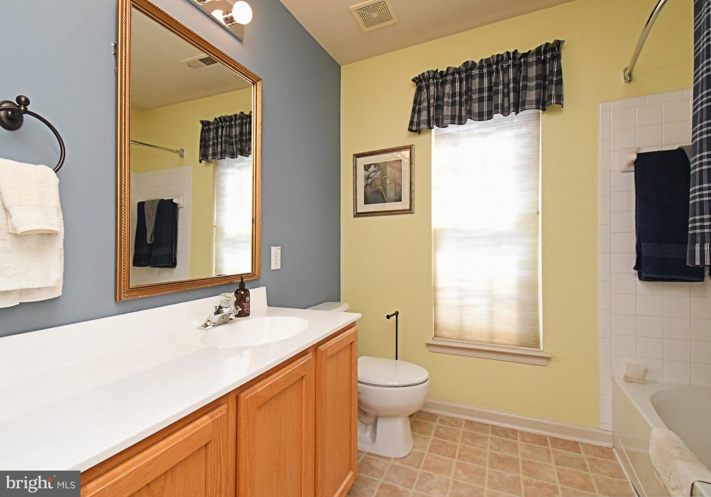 4528 Deep Glen Way Property Photo 13