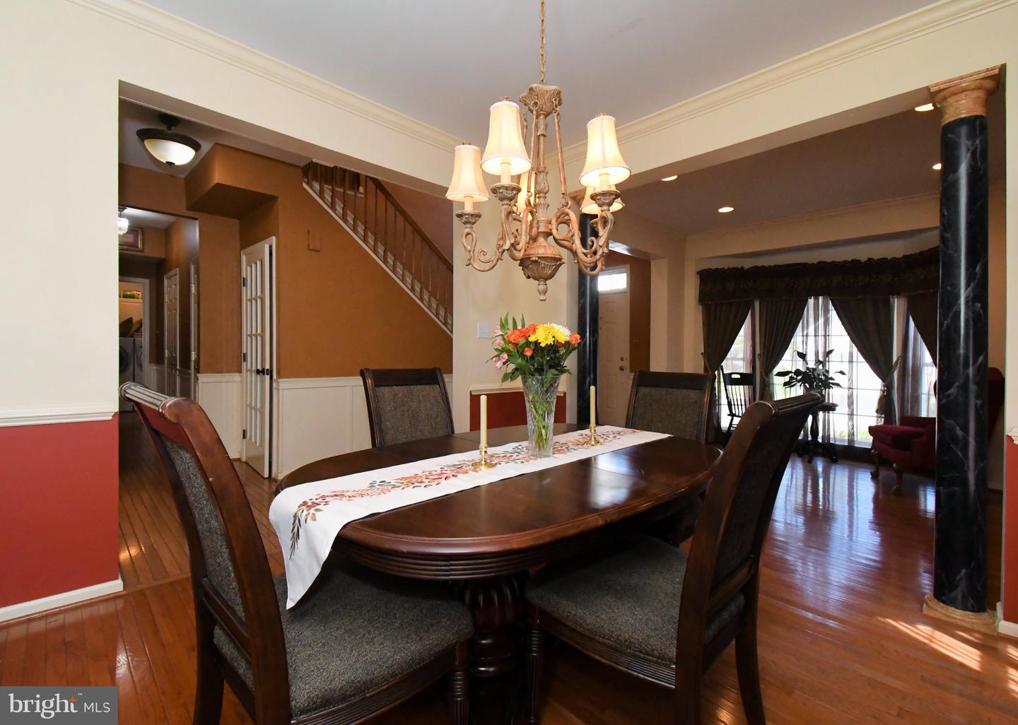 4528 Deep Glen Way Property Photo 22