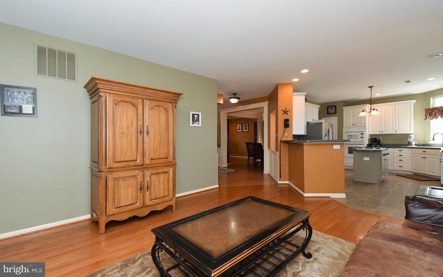 4528 Deep Glen Way Property Photo 23